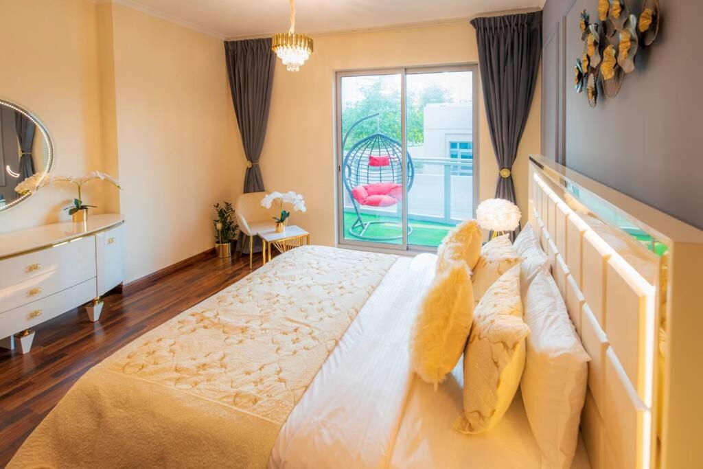 First Class 2Br With Full Burj Khalifa And Fountain View 두바이 외부 사진