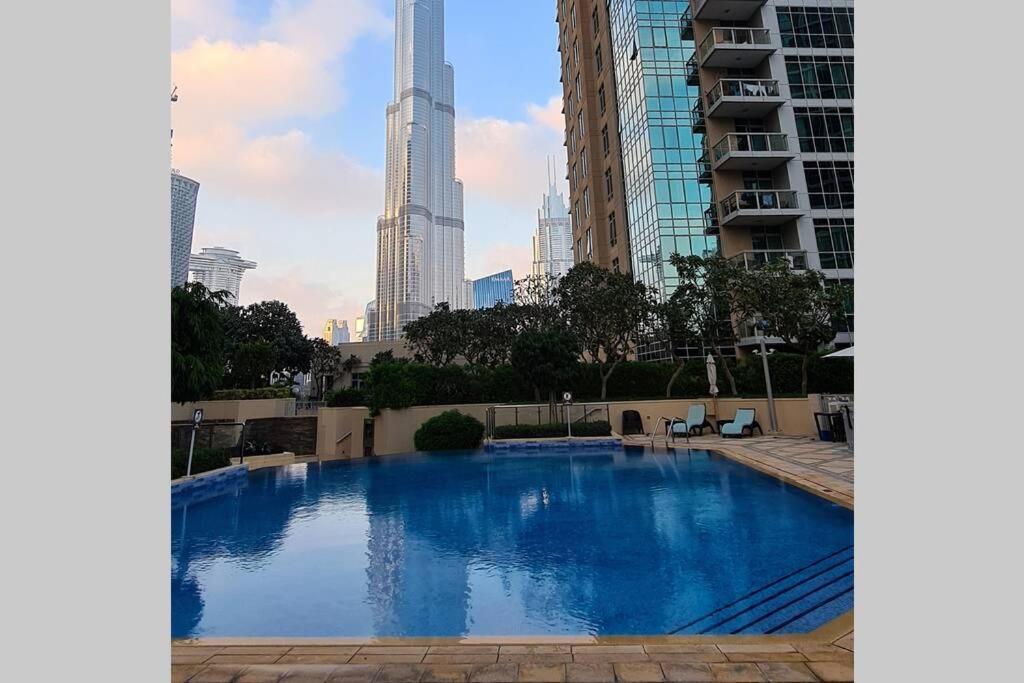 First Class 2Br With Full Burj Khalifa And Fountain View 두바이 외부 사진